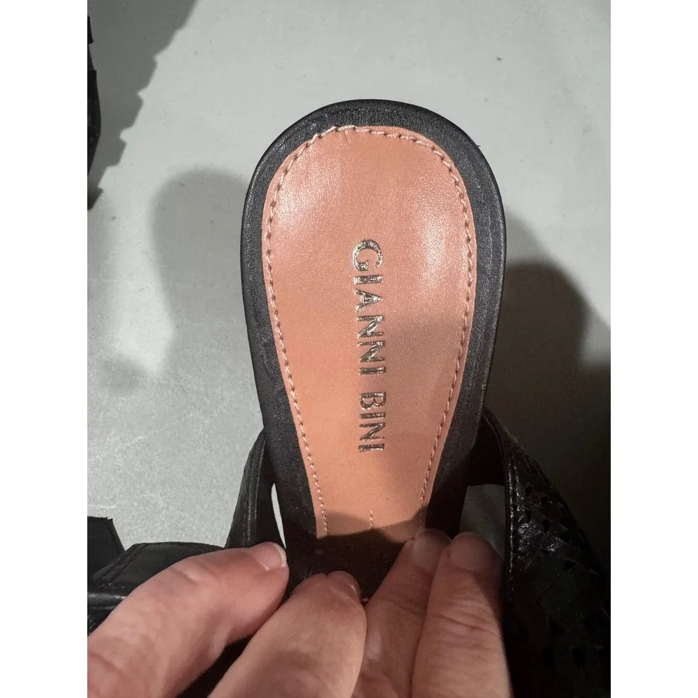 Gianni Bini Black Leather Perforated Wedge Sandals Slingback Platform Size 7M